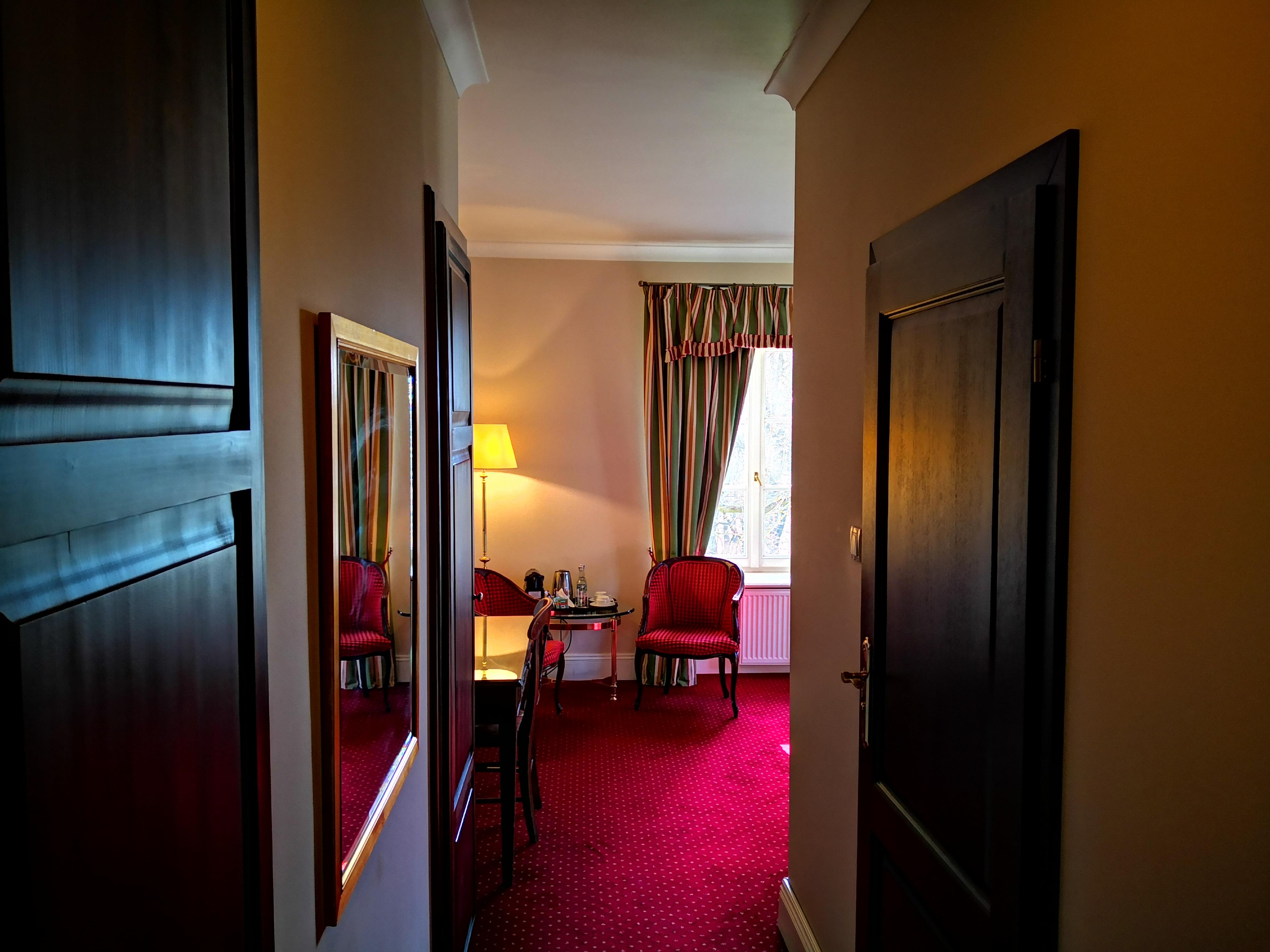 Dwor Sierakow Hotell Eksteriør bilde